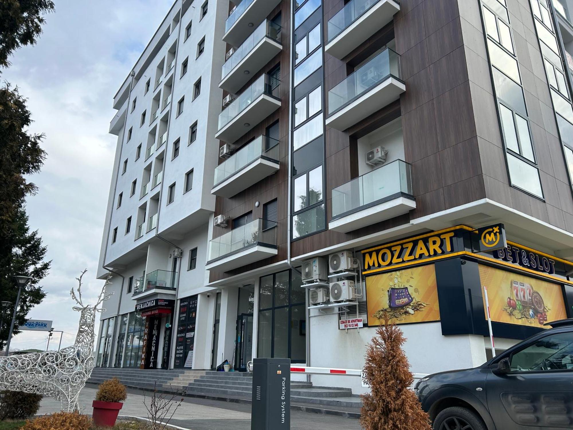 De Lux Nedeljkovic Aparthotel Jagodina Exterior photo